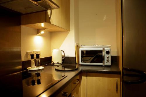 Newly refurbished 1 bed first floor apartment with wifi