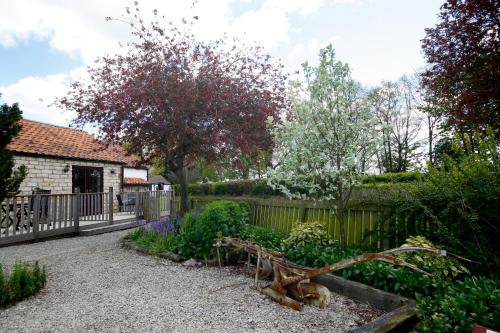 Barker Stakes Farm - image 6