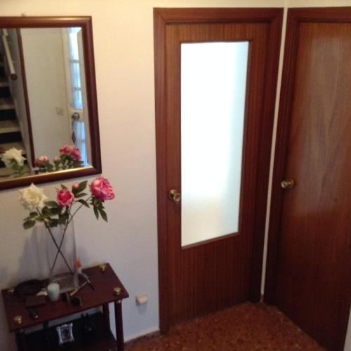Casa Soleada Calle Tranquila Junto a FIBES, Sevilla (Foto 8)