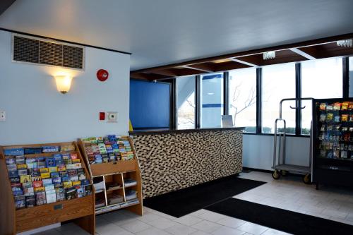 Travelodge by Wyndham Milwaukee