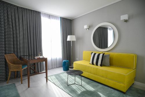 Melody Hotel