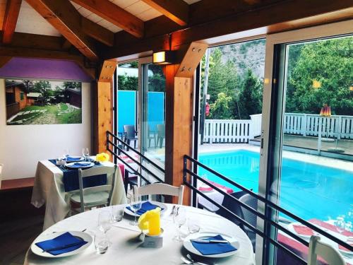 Restorāns, Glamping Villaggio Parco Dei Castagni 4 stelle in Montecreto