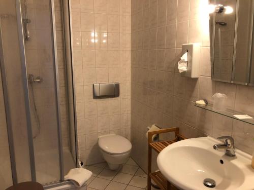 Single Room 15 image 5