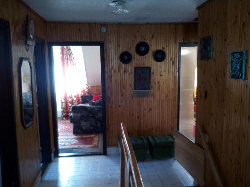 ทัศนียภาพภายนอกโรงแรม, Sara Apartman Paradfurdo in ปารัด