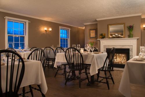 The Lincoln Inn & Restaurant At The Covered Bridge