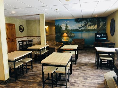 Boulder Creek Inn - 식음료(F&B)