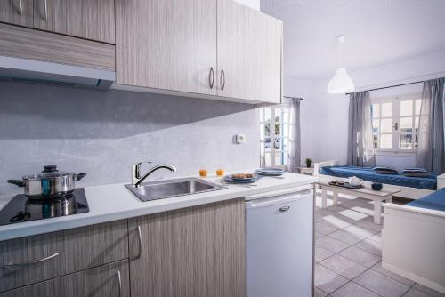 Aelia Apartments