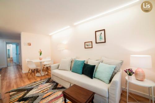 Lis Apartments - main image