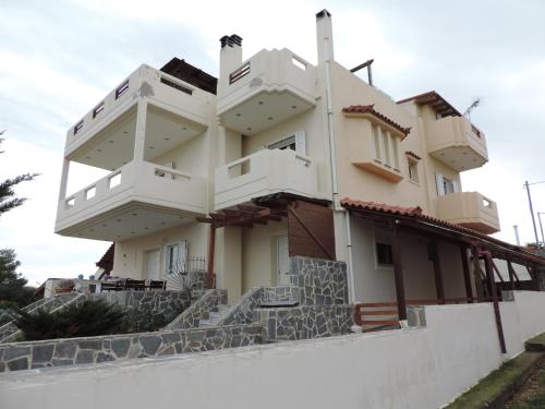  VIVI'S HOME, Ferienwohnung in Artemida