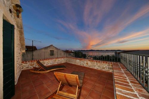 Seaside holiday house Zadar - Diklo Zadar - 14856 