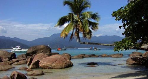 Casa Na Ilha Grande De Frente Pro Mar Com Pier