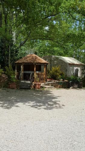 Le Donjon des Combes et son Spa – Fayence, ID