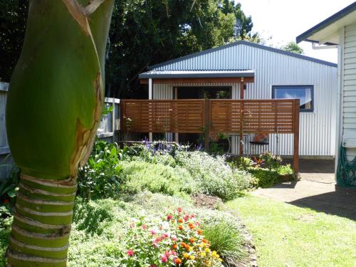 Bungalow on Bell Common - Apartment - Tauranga