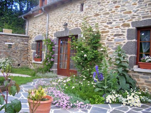 Accommodation in Le Cayrol