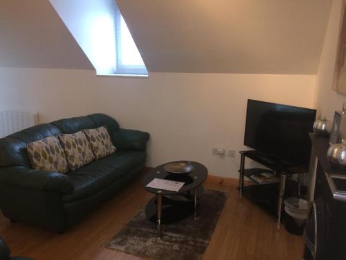 Eastgate Apartment - image 5
