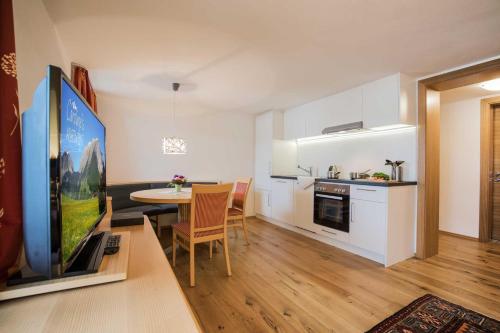 ห้องครัว, Caroline's Appartement in เอา อิม เบรเกนเซอร์วาลด์