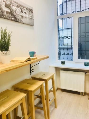 Laisves Avenue Hostel "Easy Kaunas" 3