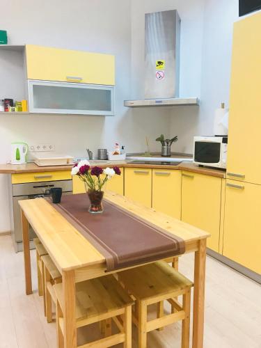 Laisves Avenue Hostel "Easy Kaunas" 1
