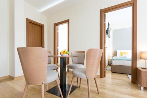 Prime Hotel Garni - image 11