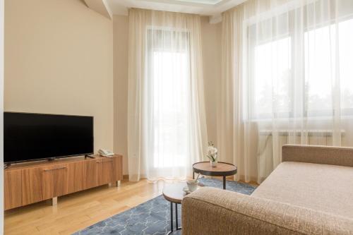 Prime Hotel Garni - image 8