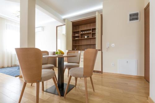 Prime Hotel Garni - image 2