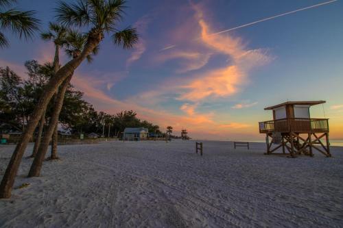 Gulf Shores 205 in Holmes Beach, USA