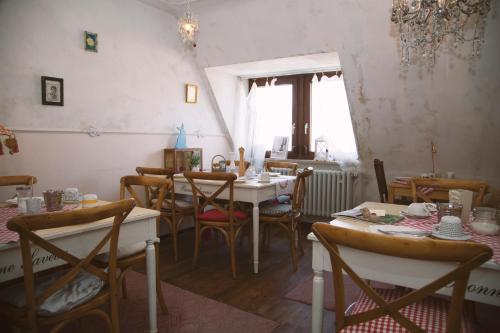 อาหารและเครื่องดื่ม, Hotel Barbarossa Garni in วูร์ซบวร์ก