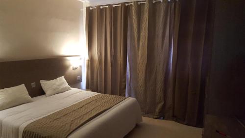 Primera Hotel - main image