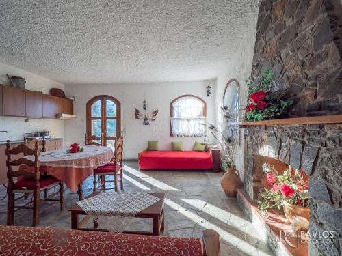  Villa Sopasina - Traditional apartment, Unterkunft in Agia Pelagia