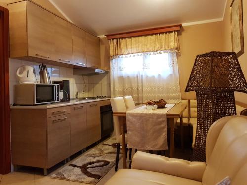 Apartments Bogdanovic - image 14