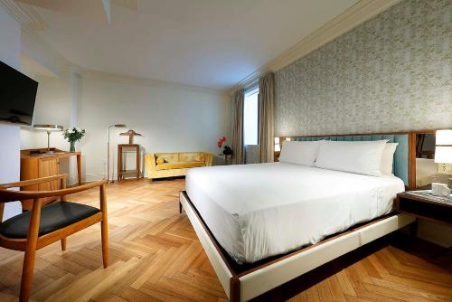 room detail thumbnail 0