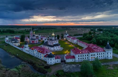 Troitse-Sergiev Varnitskiy Monastyr - image 7