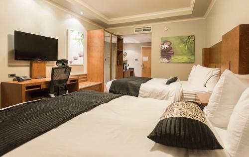 Hôtel et Suites Le Dauphin Drummondville
