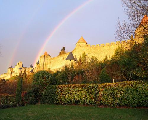 Sous les courtines