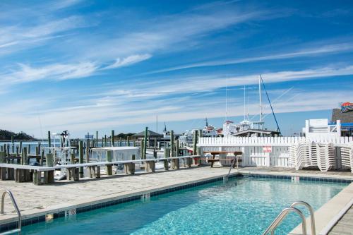 Anchorage Inn & Marina - image 2
