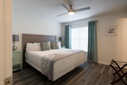 Oasis Villa Retreat in Bradenton, USA