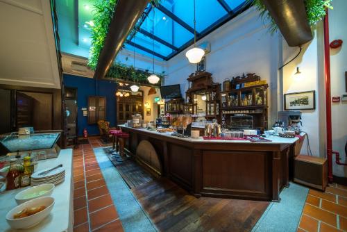 อาหารและเครื่องดื่ม