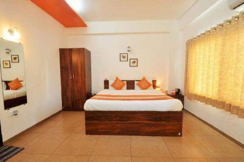 10 Blossoms Serviced Apartments Navrangpura