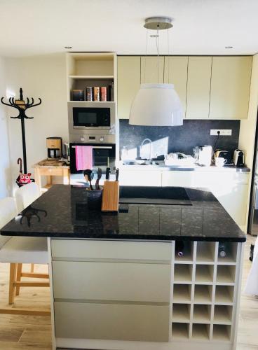 ห้องครัว, Dom na Bravacove in สตารีสโมโคแวค