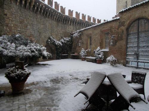 Hotel Castello Di Vigoleno