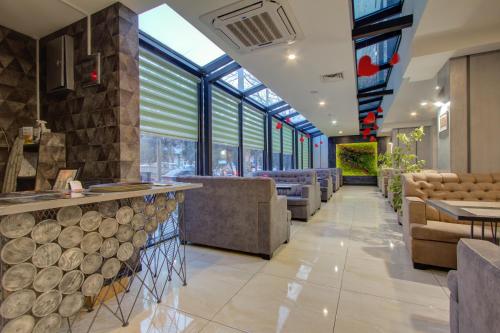 Bar/ Salón, Bishkek Boutique Hotel in Bishkek