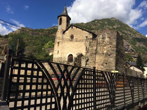 Hotel Estanys Blaus - image 4