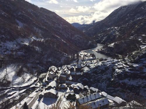 Hotel Estanys Blaus - image 5