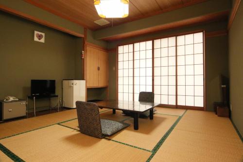 Hotel Sansuiso Yamanakako