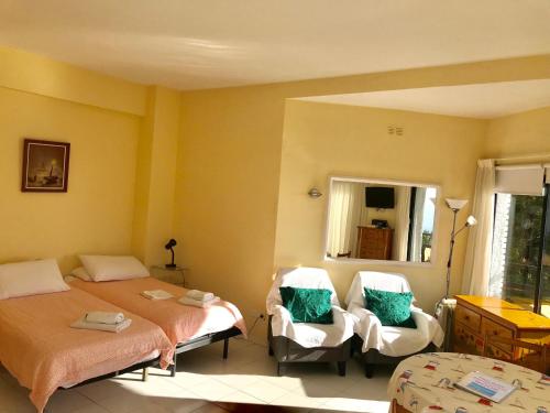 Skol Apartments Marbella - image 2