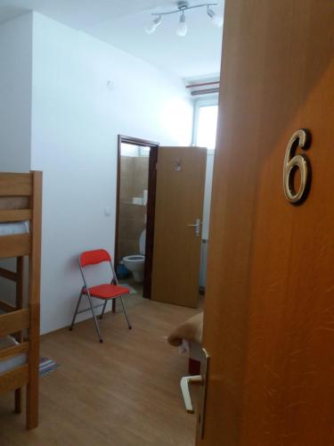 Hostel Poslon