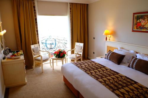 Ece Saray Marina Resort - image 10