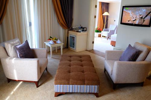 Ece Saray Marina Resort - image 8