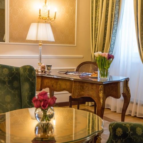 133095487 Hotel Bernini Palace