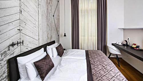 Hotel Golden Crown, Prague (photo 7)